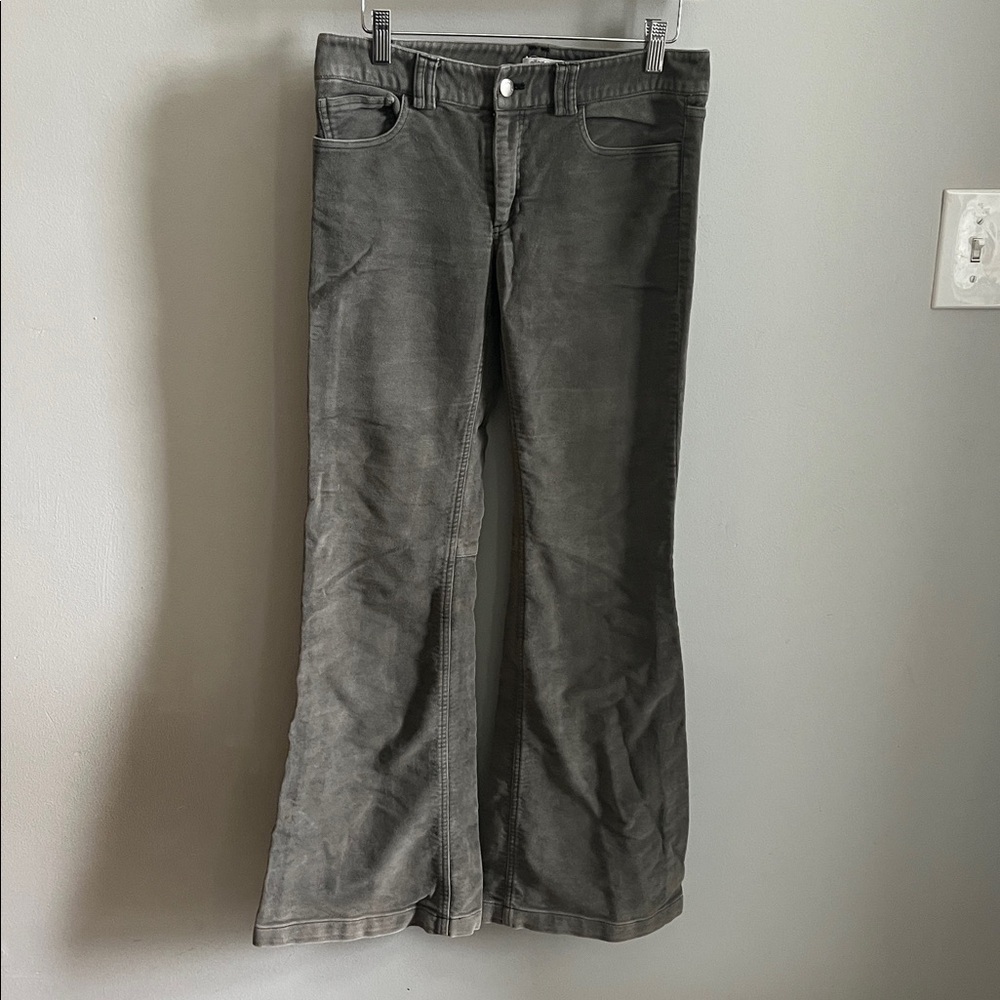 Alice + Olivia Pants Cotton Velvet Feel Slight Flare Boot Cut Size 4 Taupe/Green